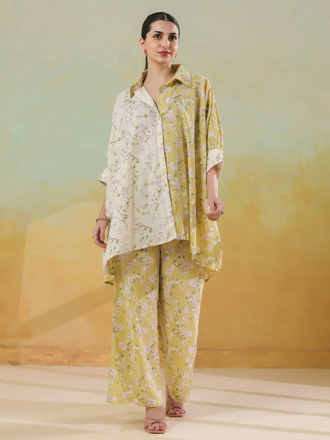 Beautix Fashion Citrus Collar Twin Set